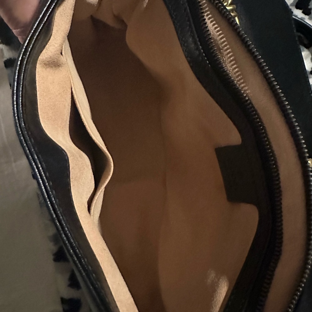 Gucci purse - Picture 5 of 9